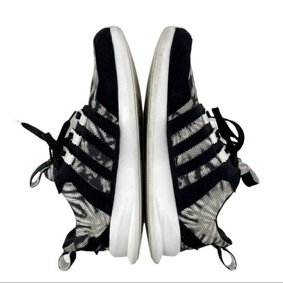 Adidas SL Loop  - Picture 5 of 9